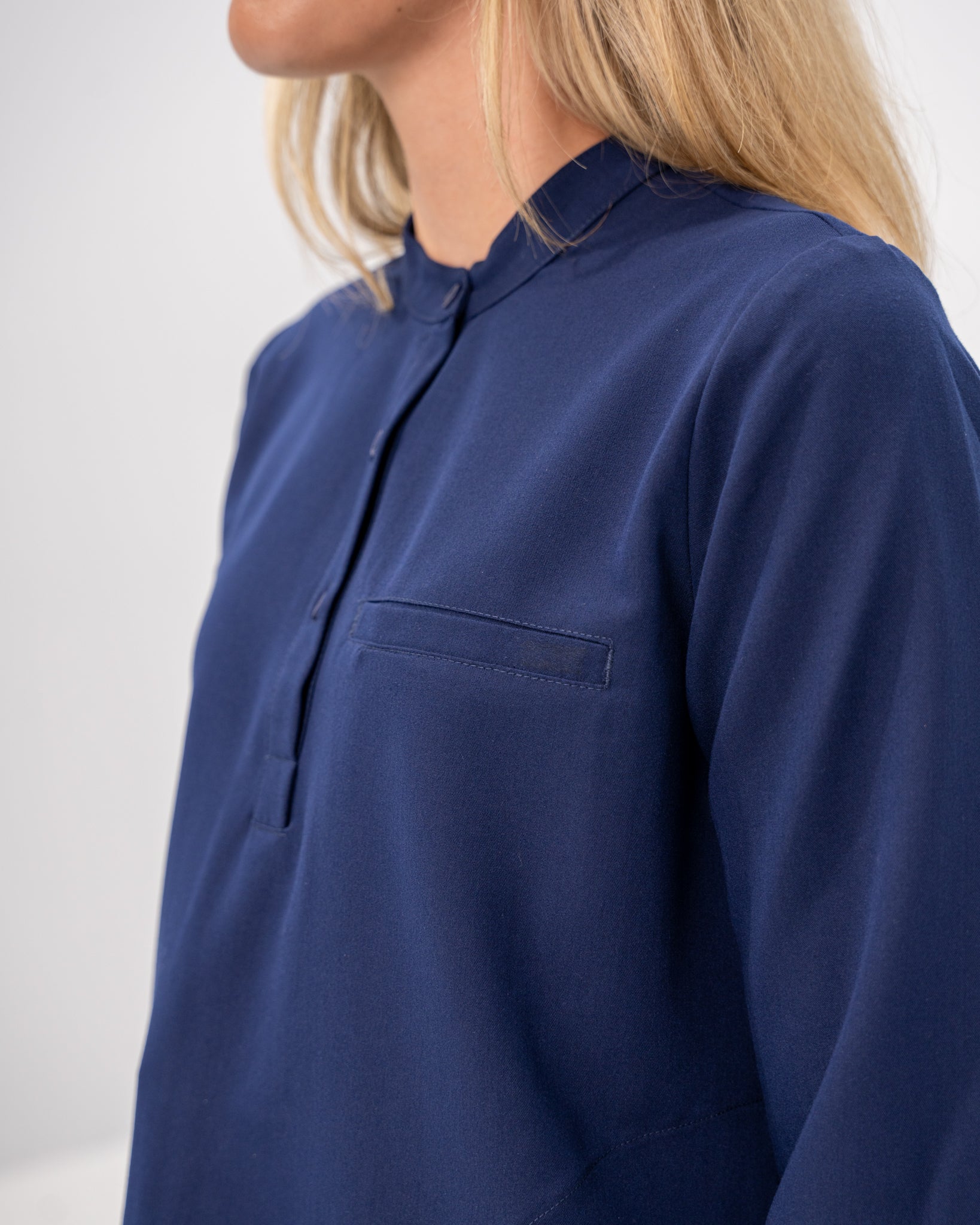 Haut d'uniforme médical à manches trois quart Cecilia - Bleu marine