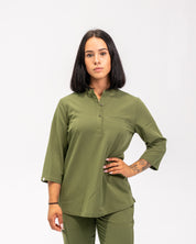 Haut d'uniforme médical à manches trois quart Cecilia - Vert Mousse