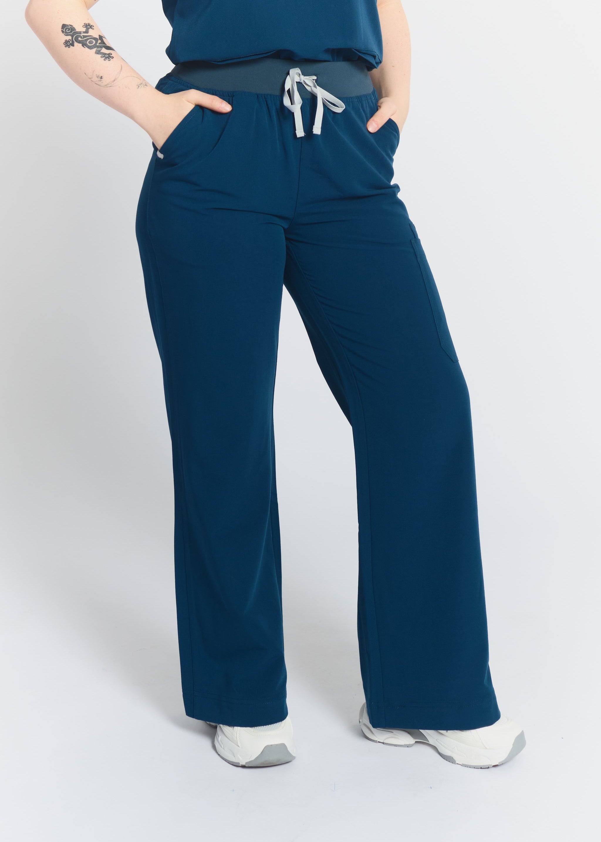 Women - Scrub Pants