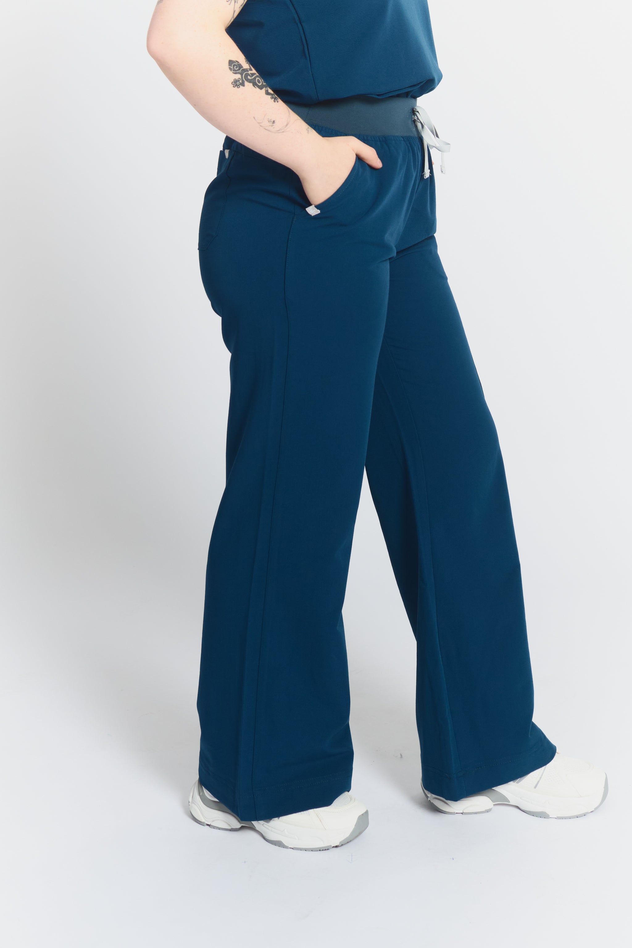 ACE Wide Leg Scrub Pants - Abyss Blue