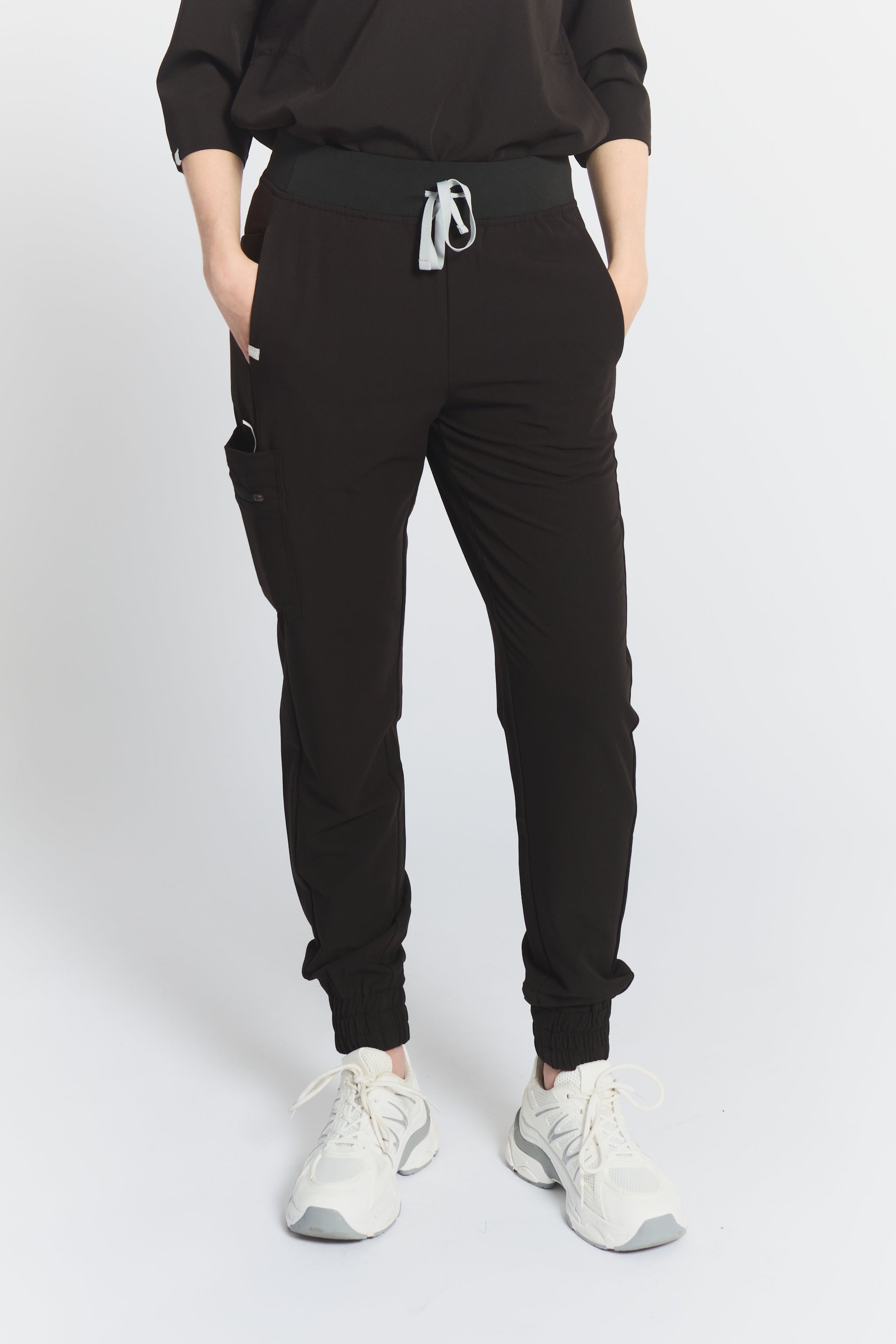 Elodia Jogger Scrub Pants - Black