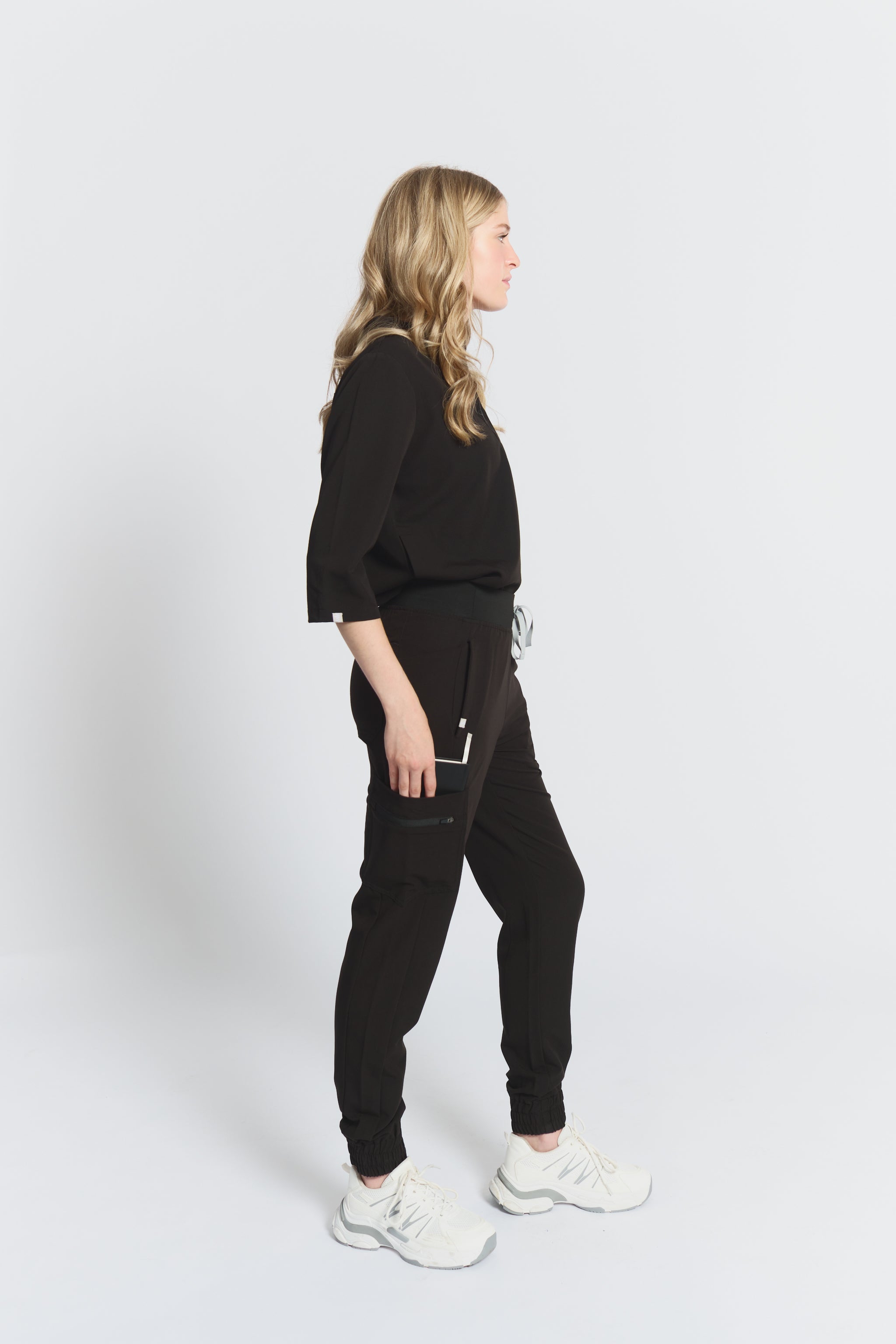 Elodia Jogger Scrub Pants - Black