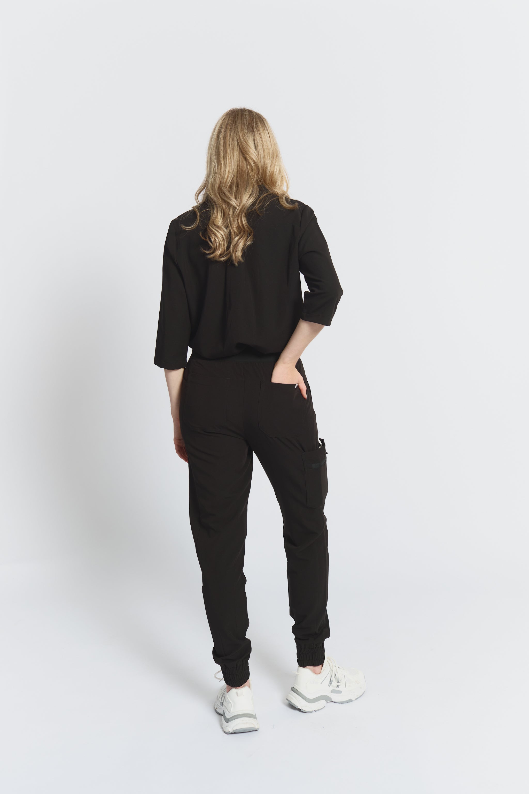 Elodia Jogger Scrub Pants - Black