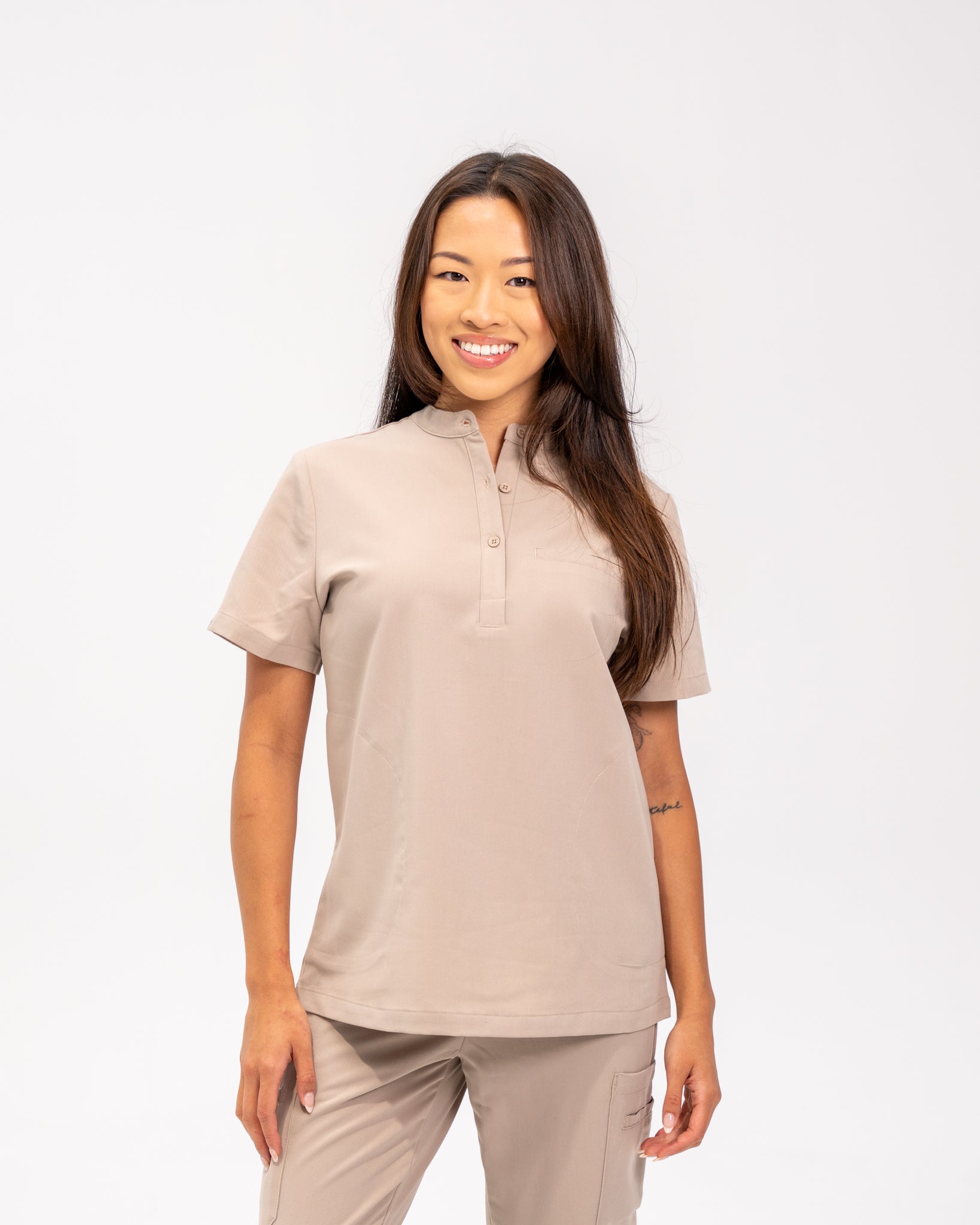 Gloria Scrub Top - Sandstone