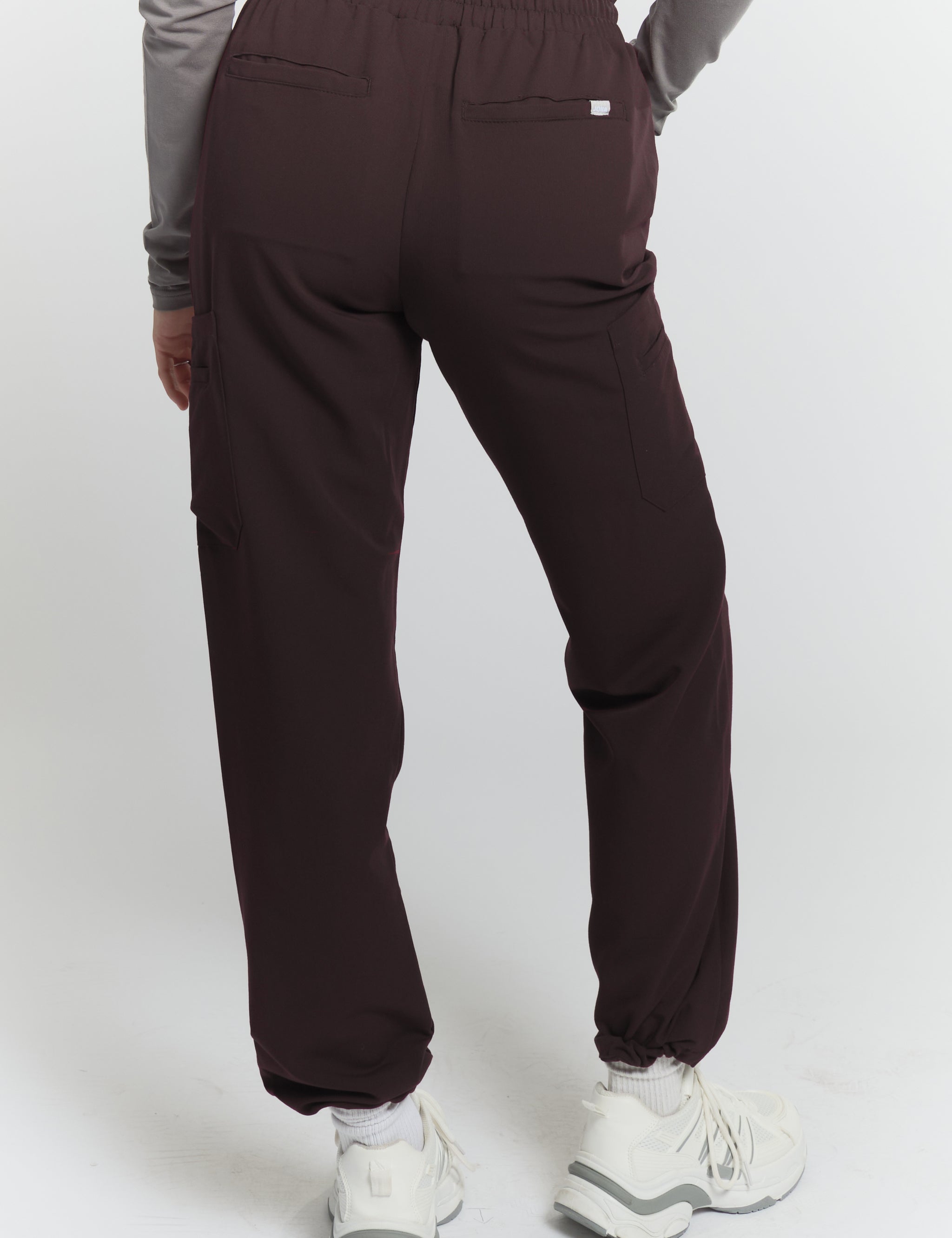 canada-lulu-pantalon-de-travail-à-coupe-droite-femme-espresso.jpg