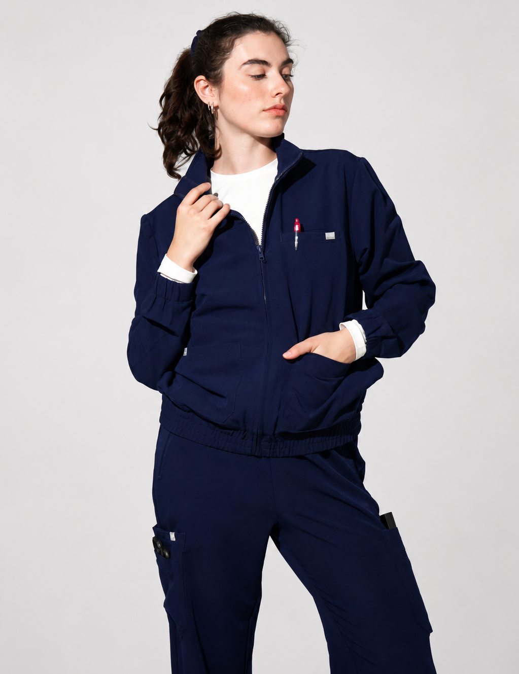 joiia-Thalia-2.0-vestes-bleu-marine-femme-canada_4.png