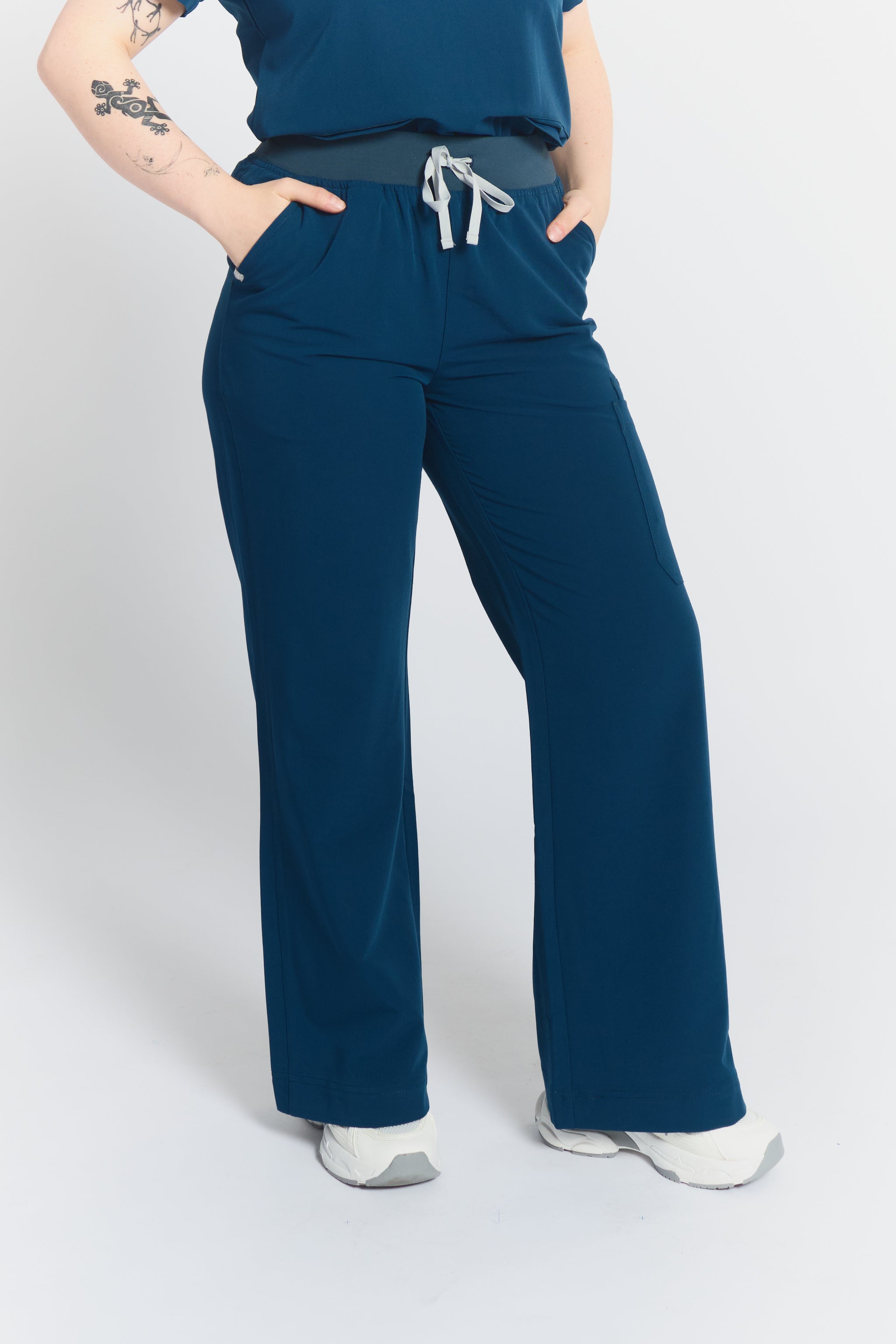 ACE Wide Leg Scrub Pants - Abyss Blue