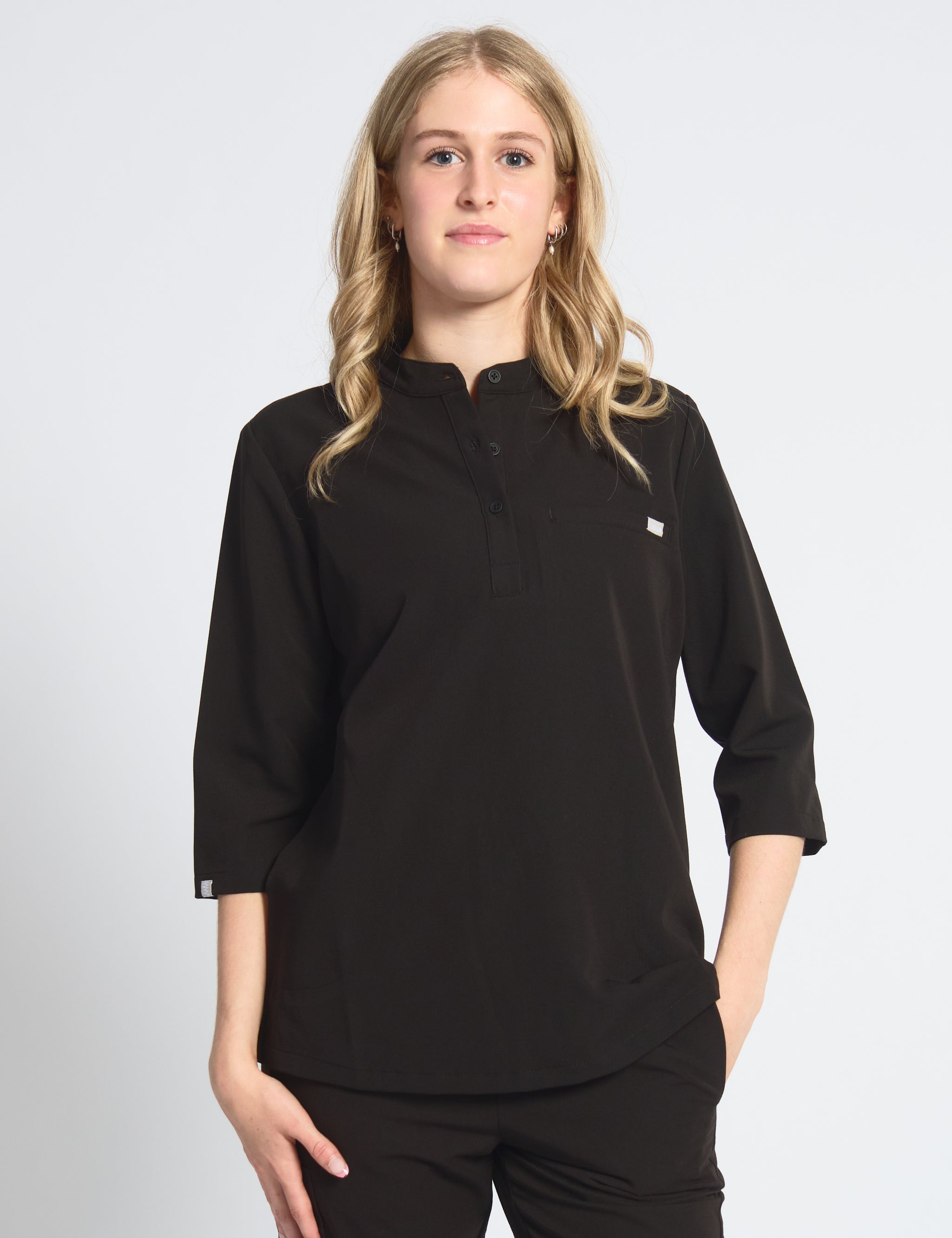 joiia-cecilia-mid-sleeve-scrub-top-black-female-canada.jpg