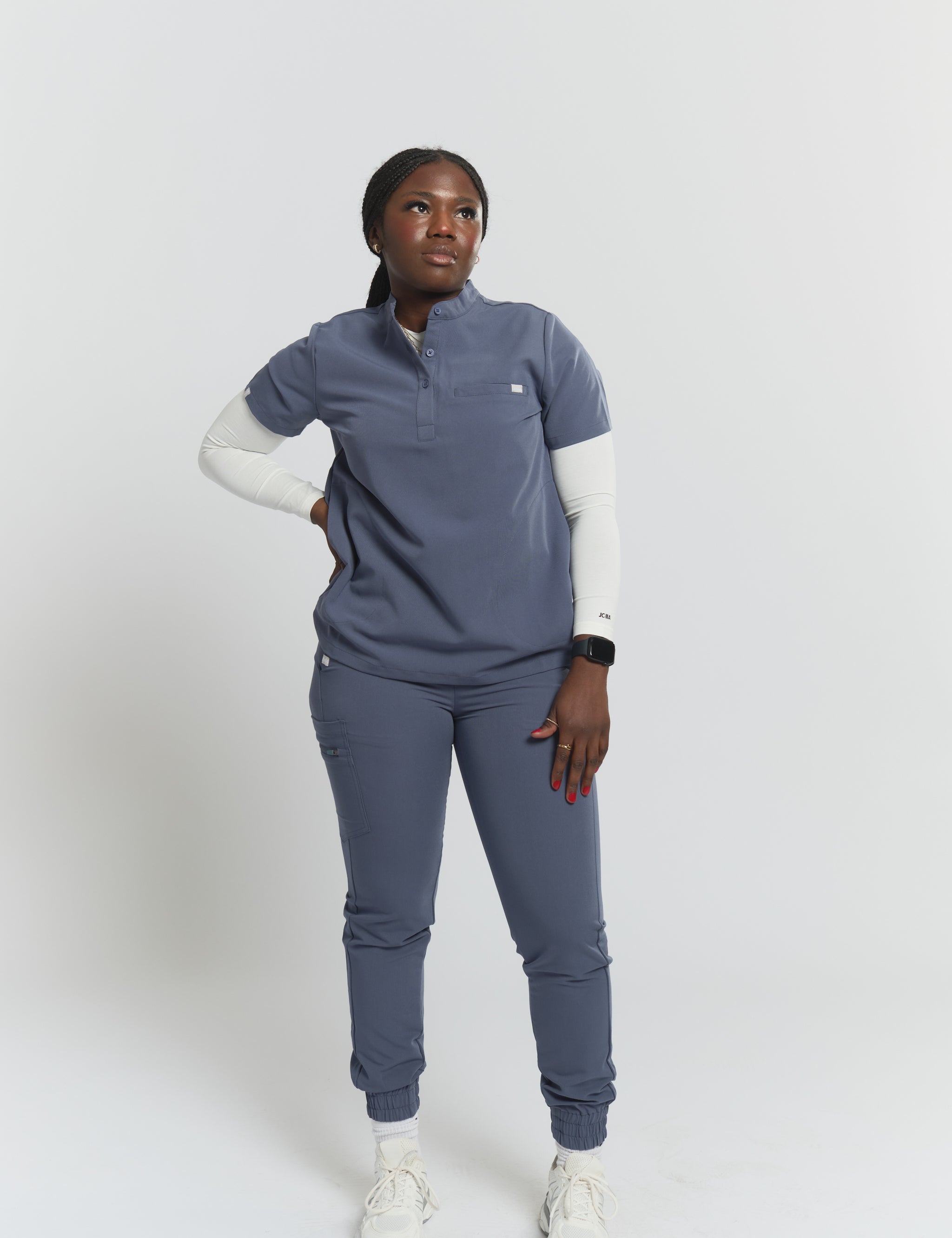 joiia-gloria-blouse-de-soignante-gris-tempête-femme-canada-1.jpg