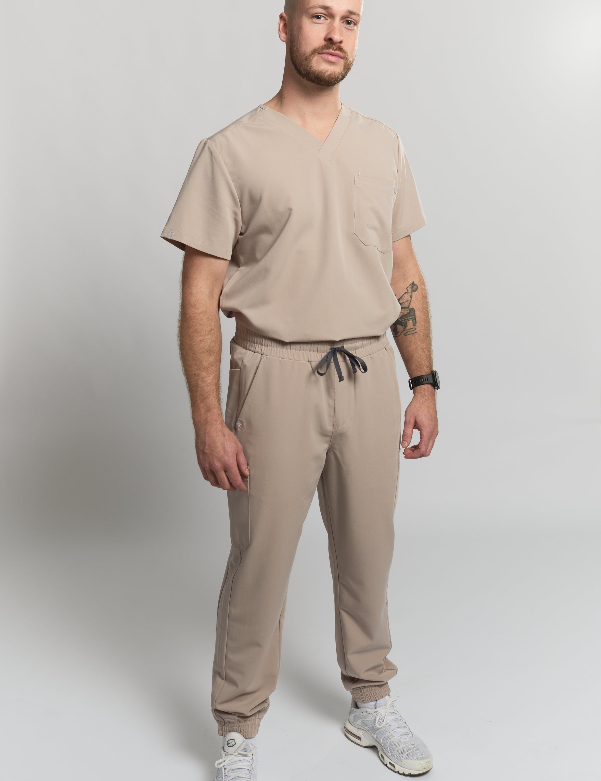 joiia-kian-blouse-de-chirurgie-sandstone-homme-canada-1.jpg