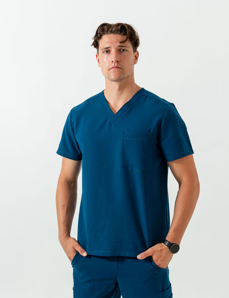 joiia-liam-scrub-top-abyss-blue-male-canada.png