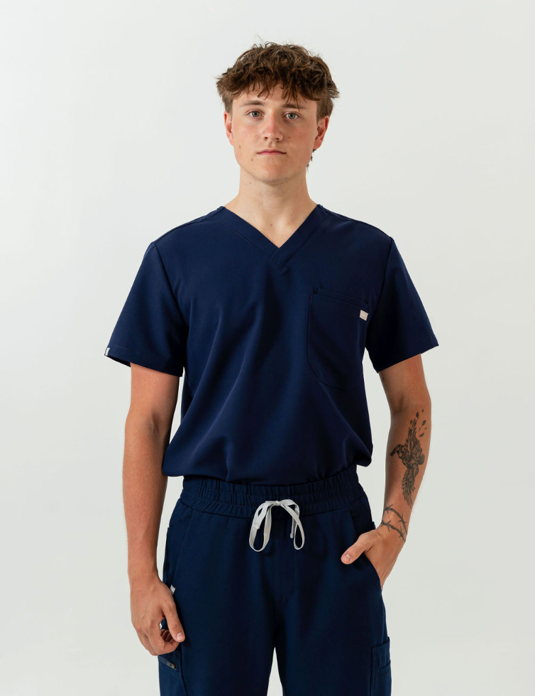 joiia-liam-scrub-top-navy-male-canada.png