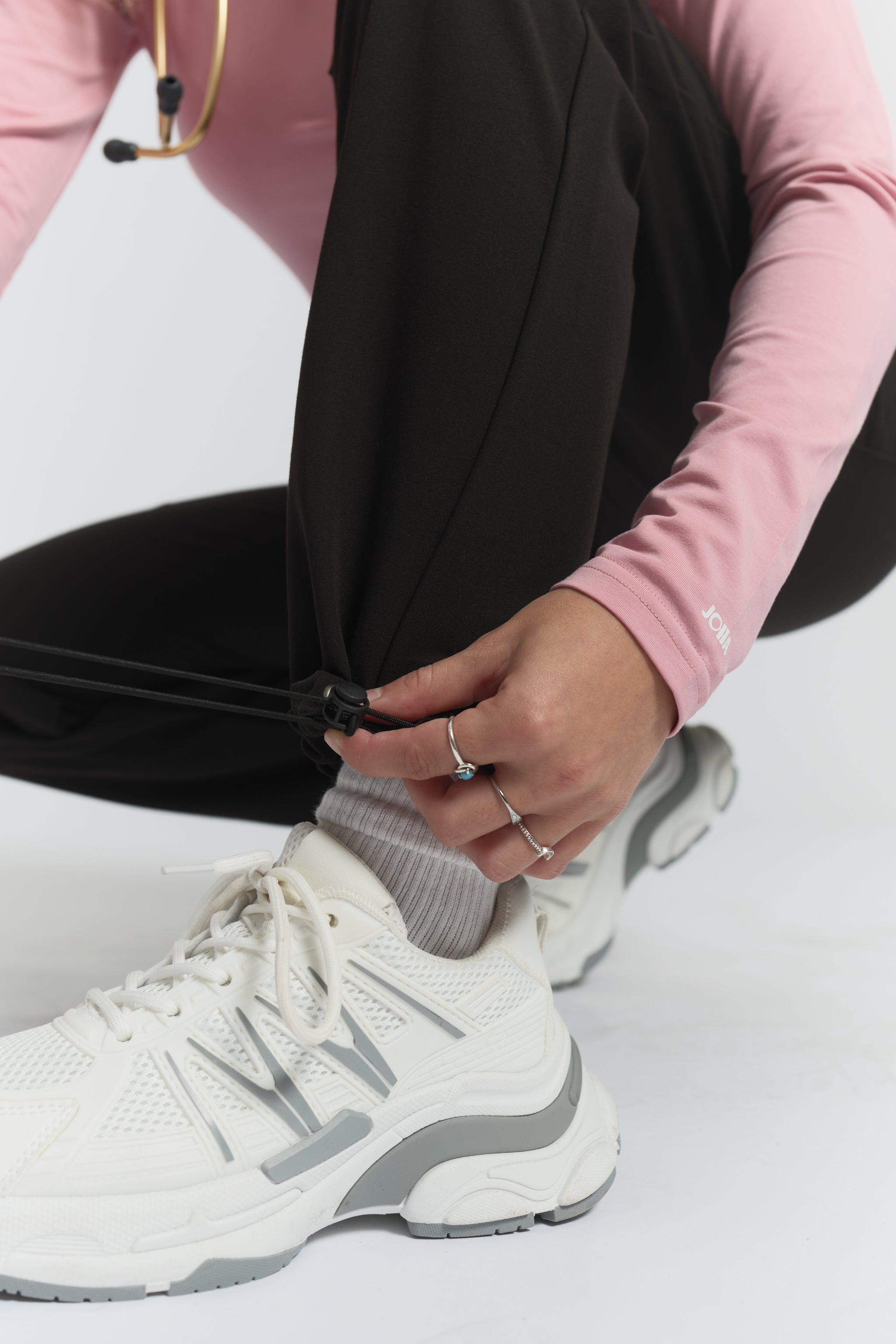 Lulu Straight Leg Scrub Pants - Black