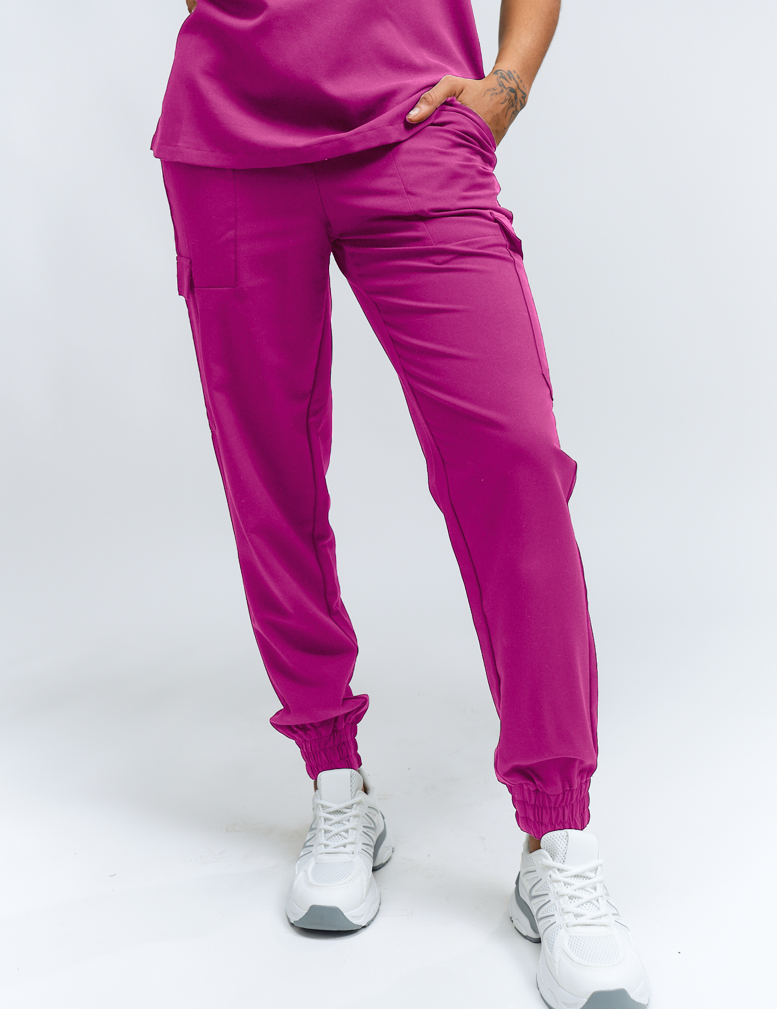joiia-lydia-jogger-scrub-pants-fuchsia-pink-female-canada.png