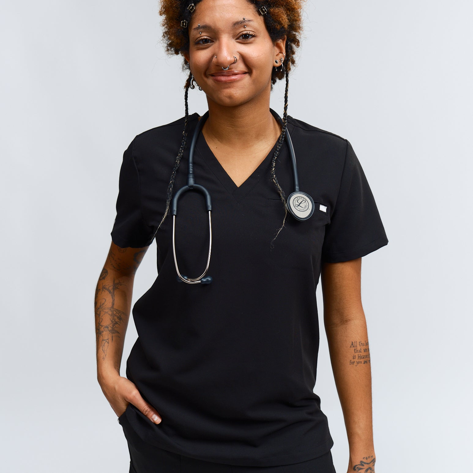 joiia-olivia-scrub-top-black-female-canada.jpg