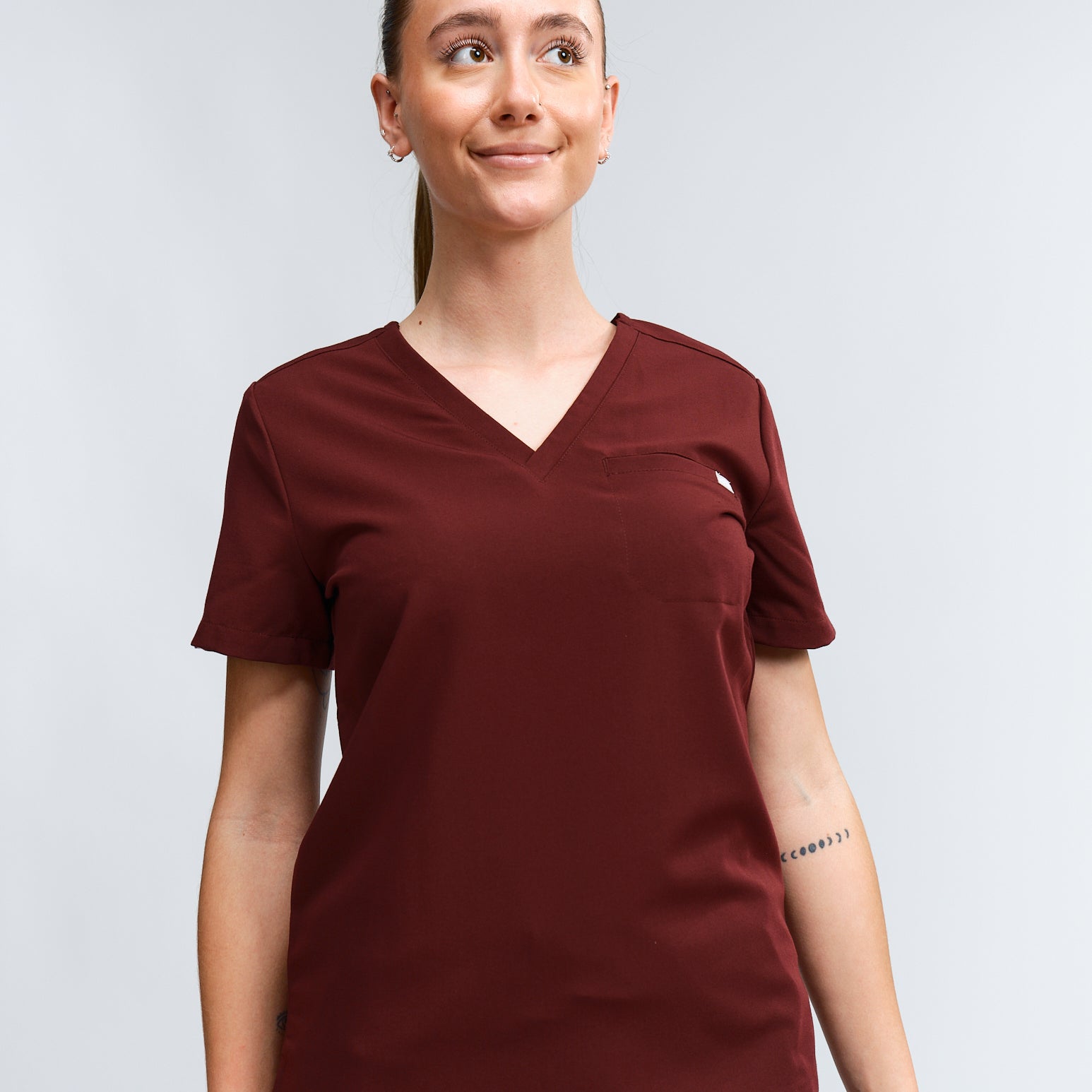 joiia-olivia-scrub-top-burgundy-female-canada.jpg