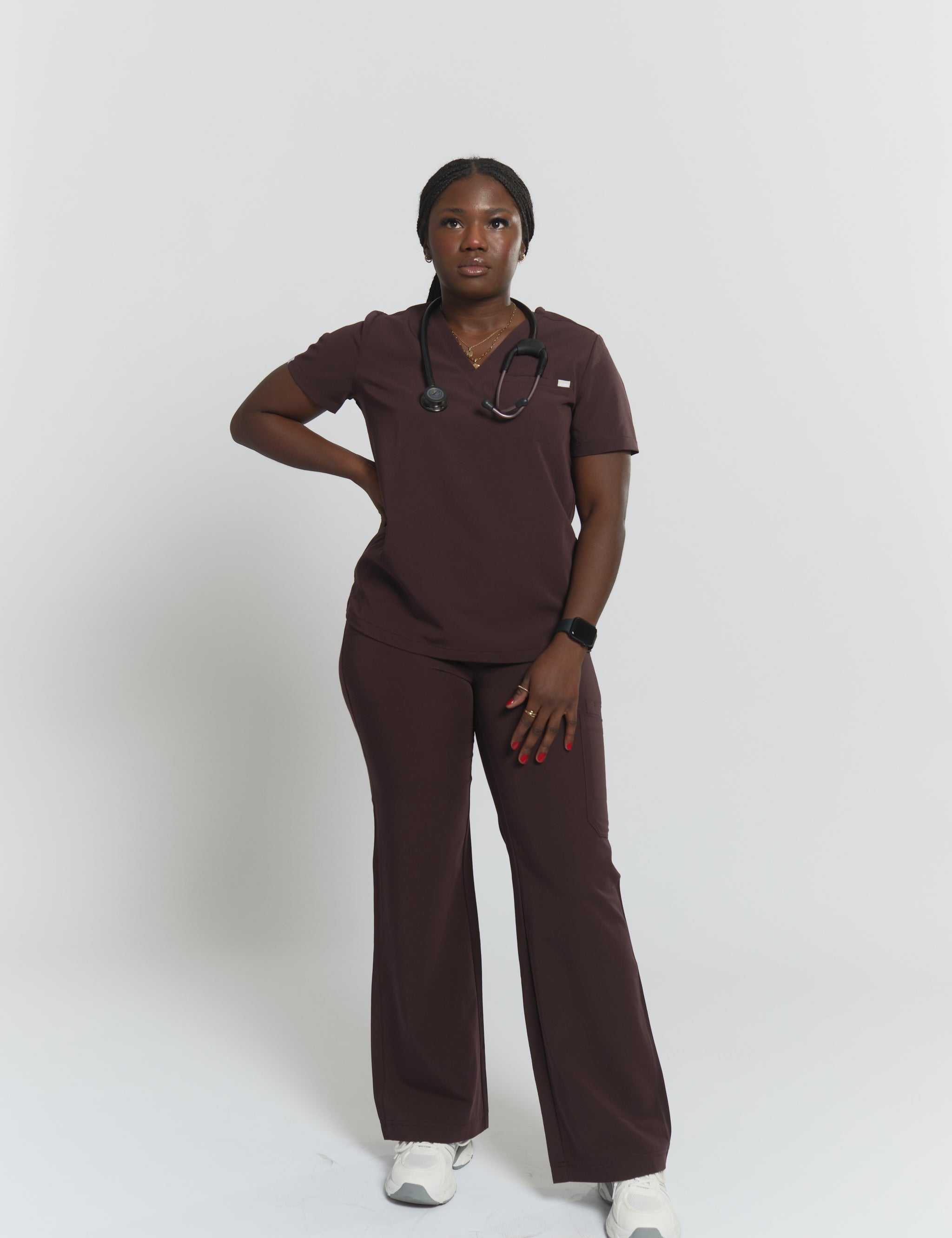 joiia-olivia-blouse-de-soignante-marron-espresso-femme-canada-1.jpg