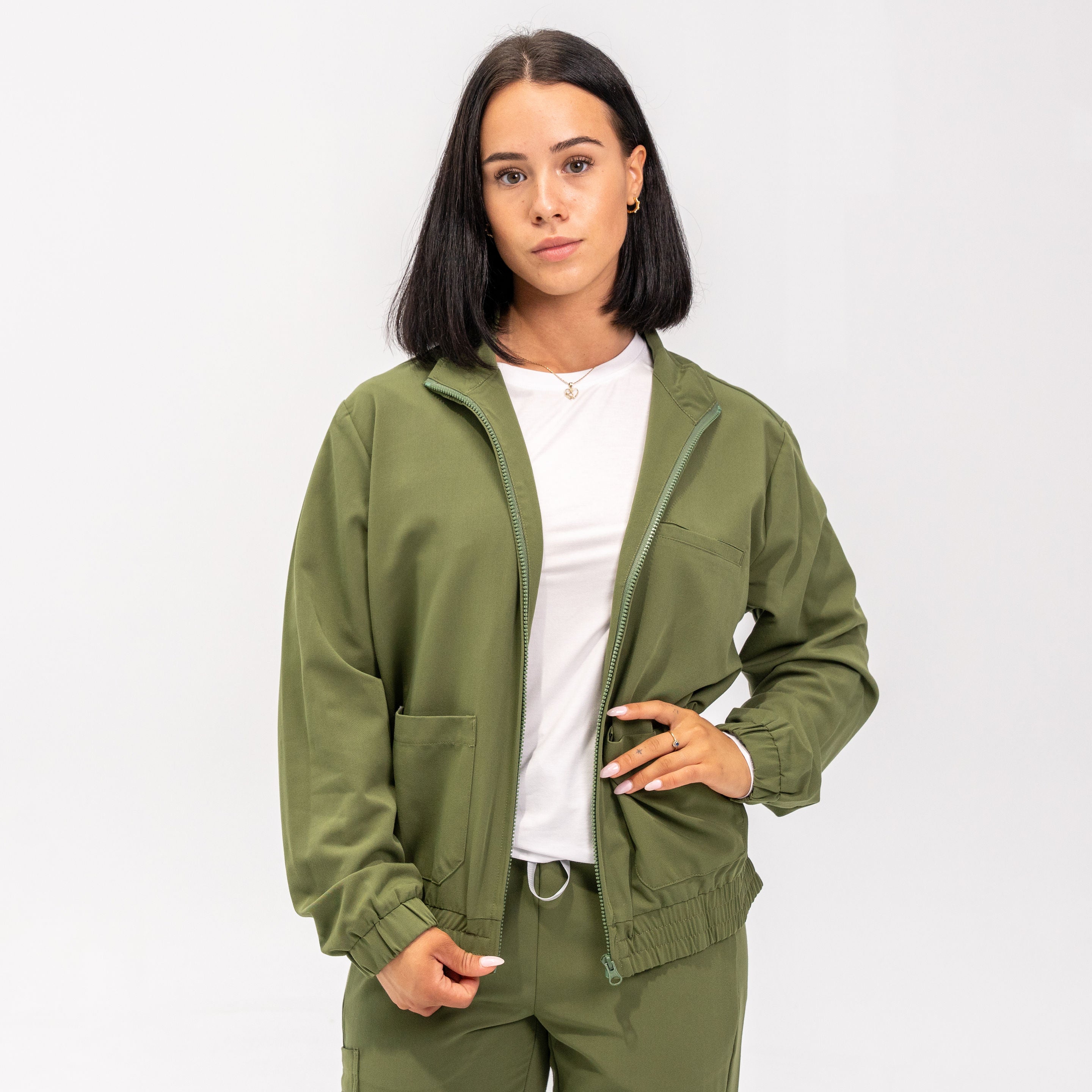 joiia-thalia-scrub-jacket-mossy-green--canada.jpg