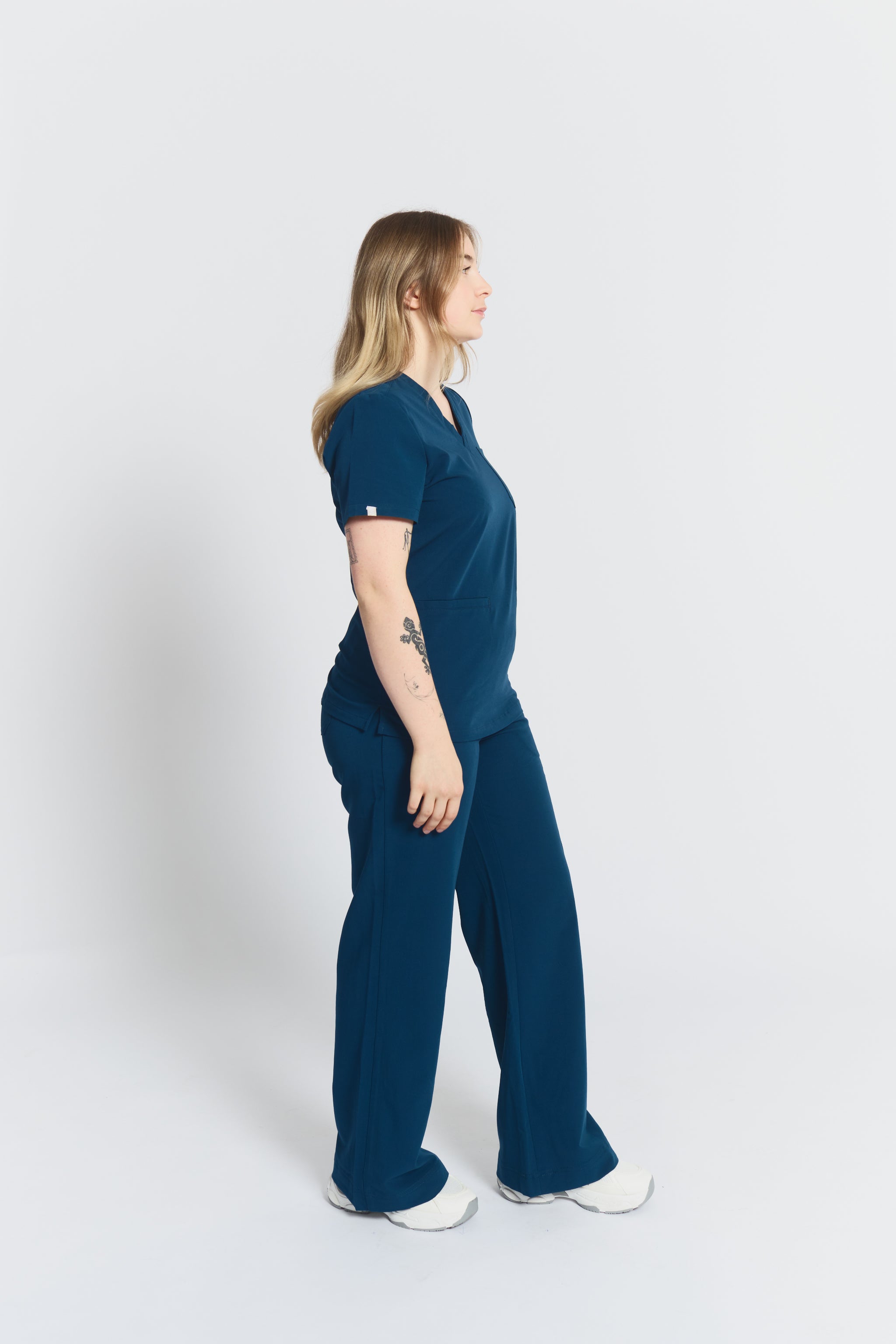 Victoria Scrub Top - Abyss Blue