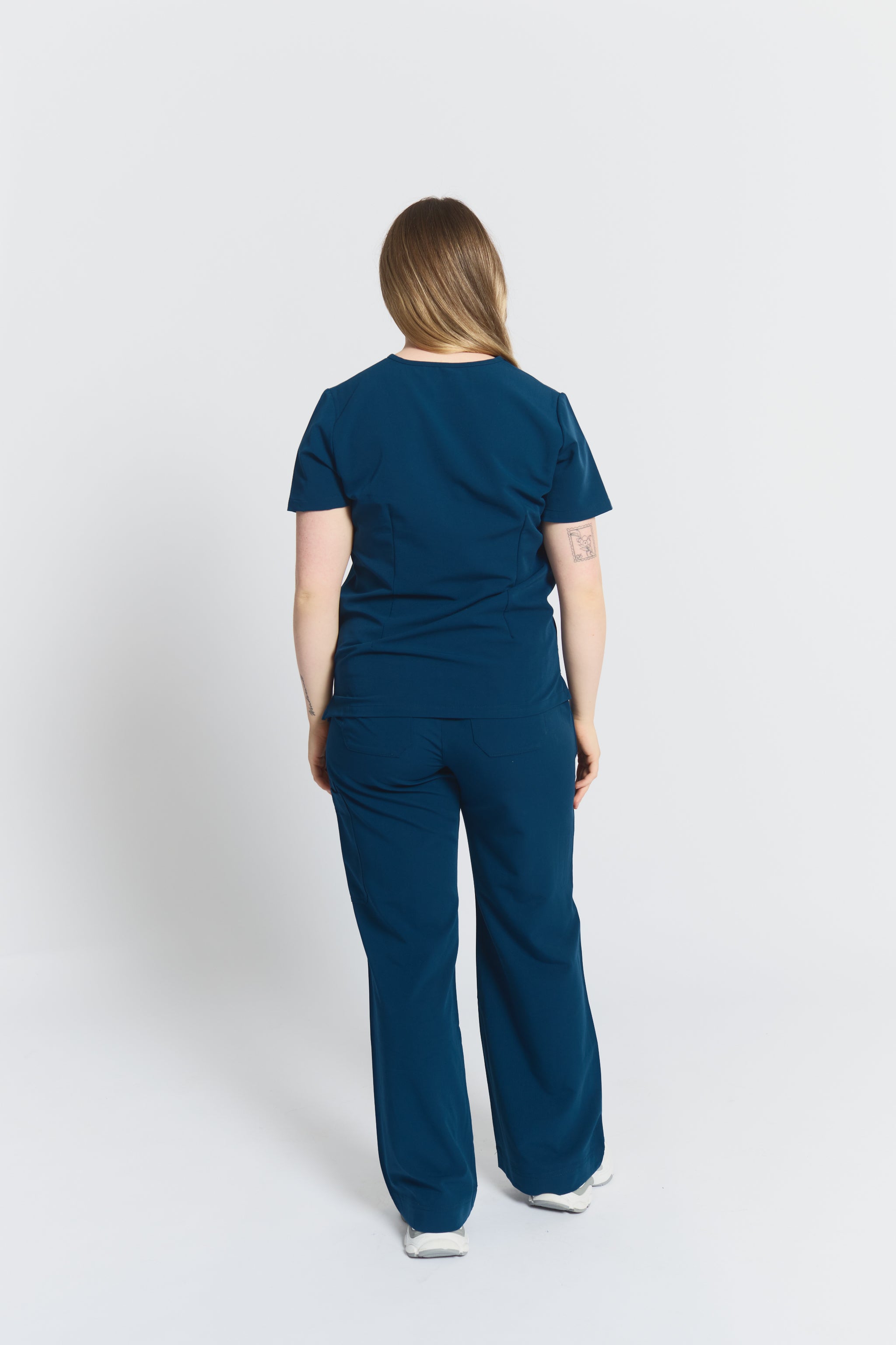 Victoria Scrub Top - Abyss Blue
