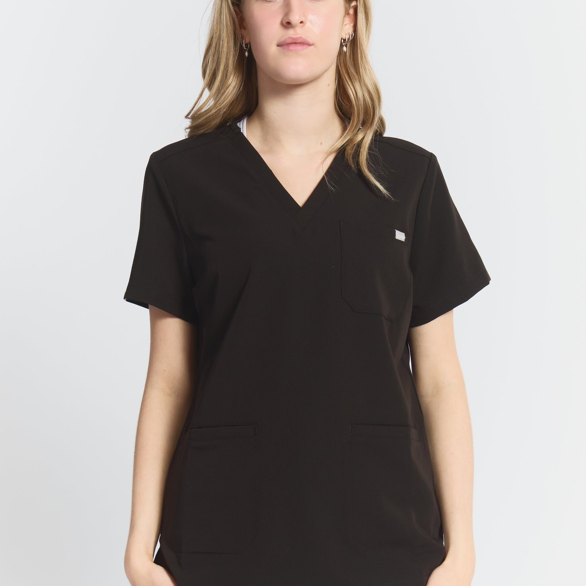joiia-victoria-scrub-top-black-female-canada.jpg